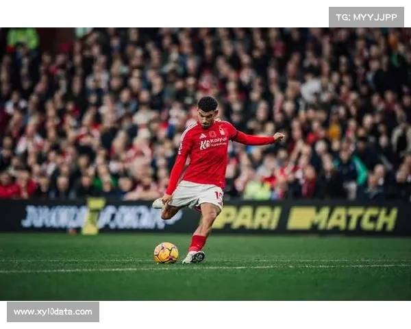 西汉姆1-2遭诺丁汉森林逆转绝杀,英超10轮不胜陷降级区 西汉姆1-2遭诺丁汉森林逆转绝杀,英超10轮不胜陷降级区